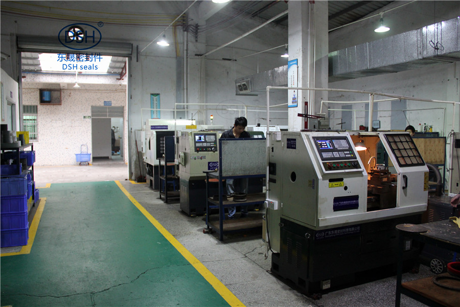 數(shù)控車床（自動化機床；CNC lathe）